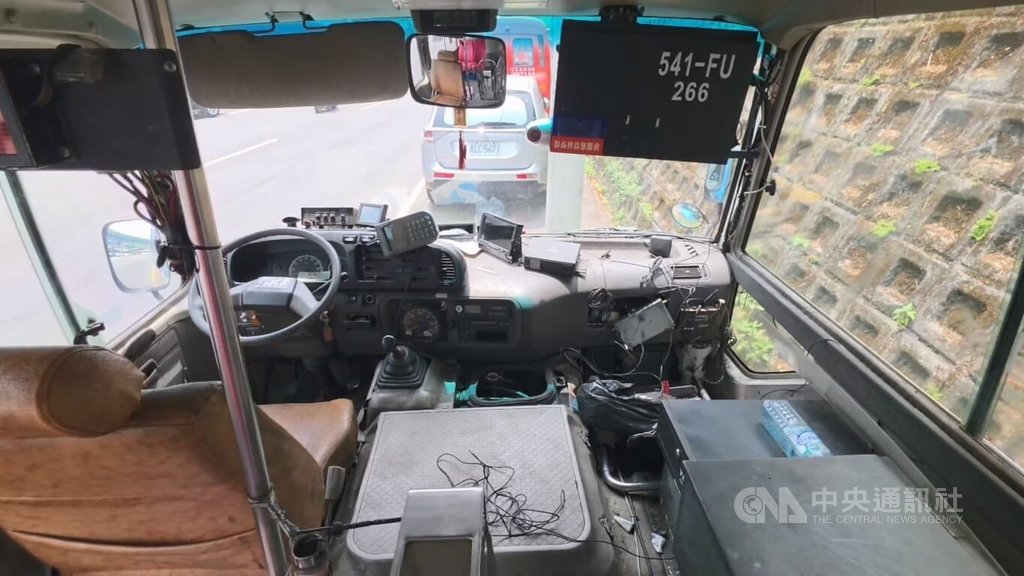 假冒修車員闖分站偷錢不成 開走基隆公車遭逮