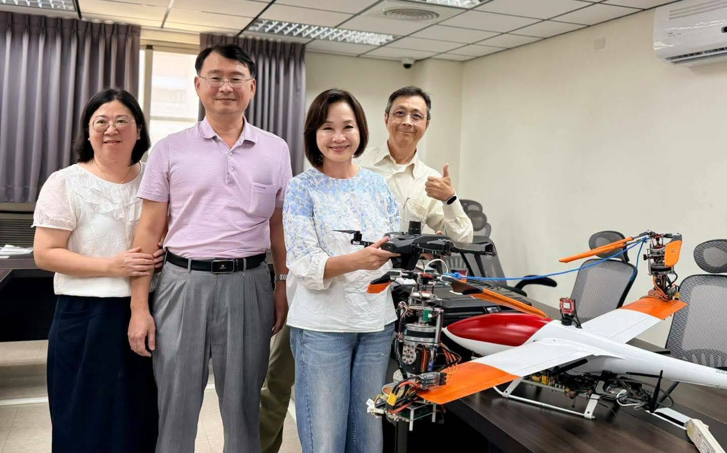 批賴瑞隆無心挺政院版無人載具條例 柯競辦:國民黨才是務實版本