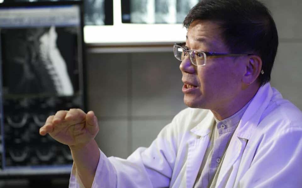 30年神外名醫突被失業!他心繫病患手術喊卡 台中大甲李綜合醫院急發聲明