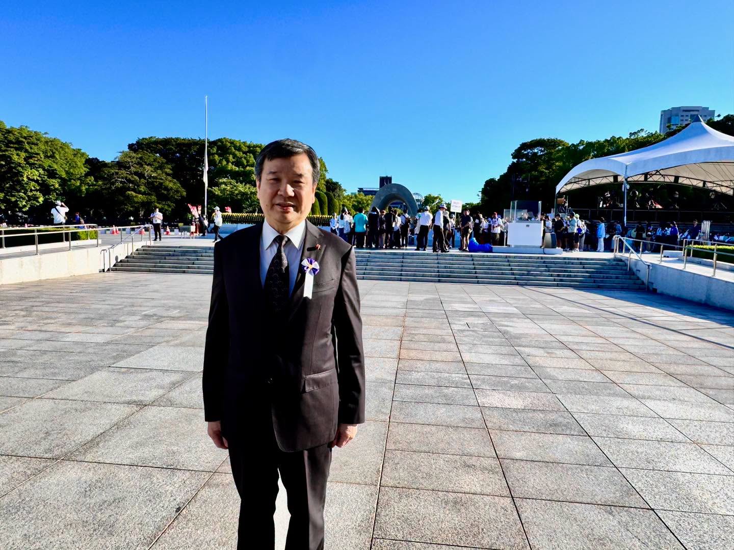  我國駐日大使李逸洋連續兩年受邀廣島原爆和平紀念儀式。 圖：翻攝自李逸洋臉書 
