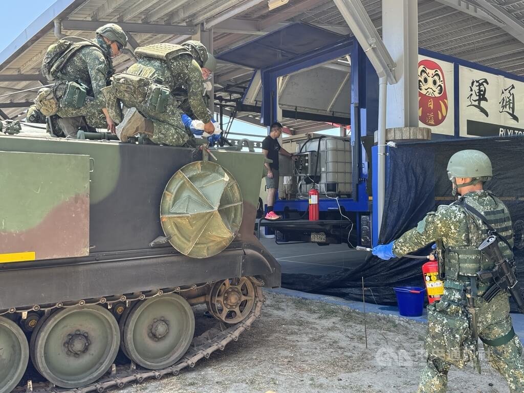 陸軍二支部執行物資整補 徵調民車實施車上儲撥