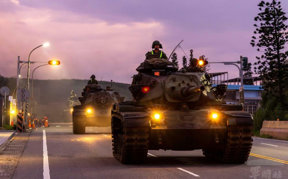 漢光演習夜間反特攻!M60A3戰車機動馳援彈藥庫