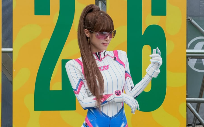 新一代水彈女王!YENA崔叡娜WATERBOMB「全身包緊緊」更性感