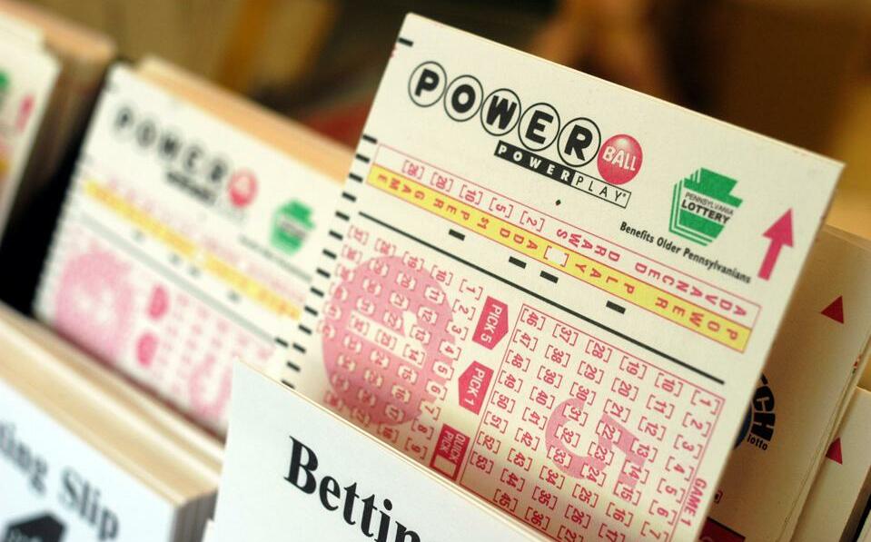 美彩券Powerball頭獎狂飆破10億美元!連44期槓龜 史上第8大獎金誕生
