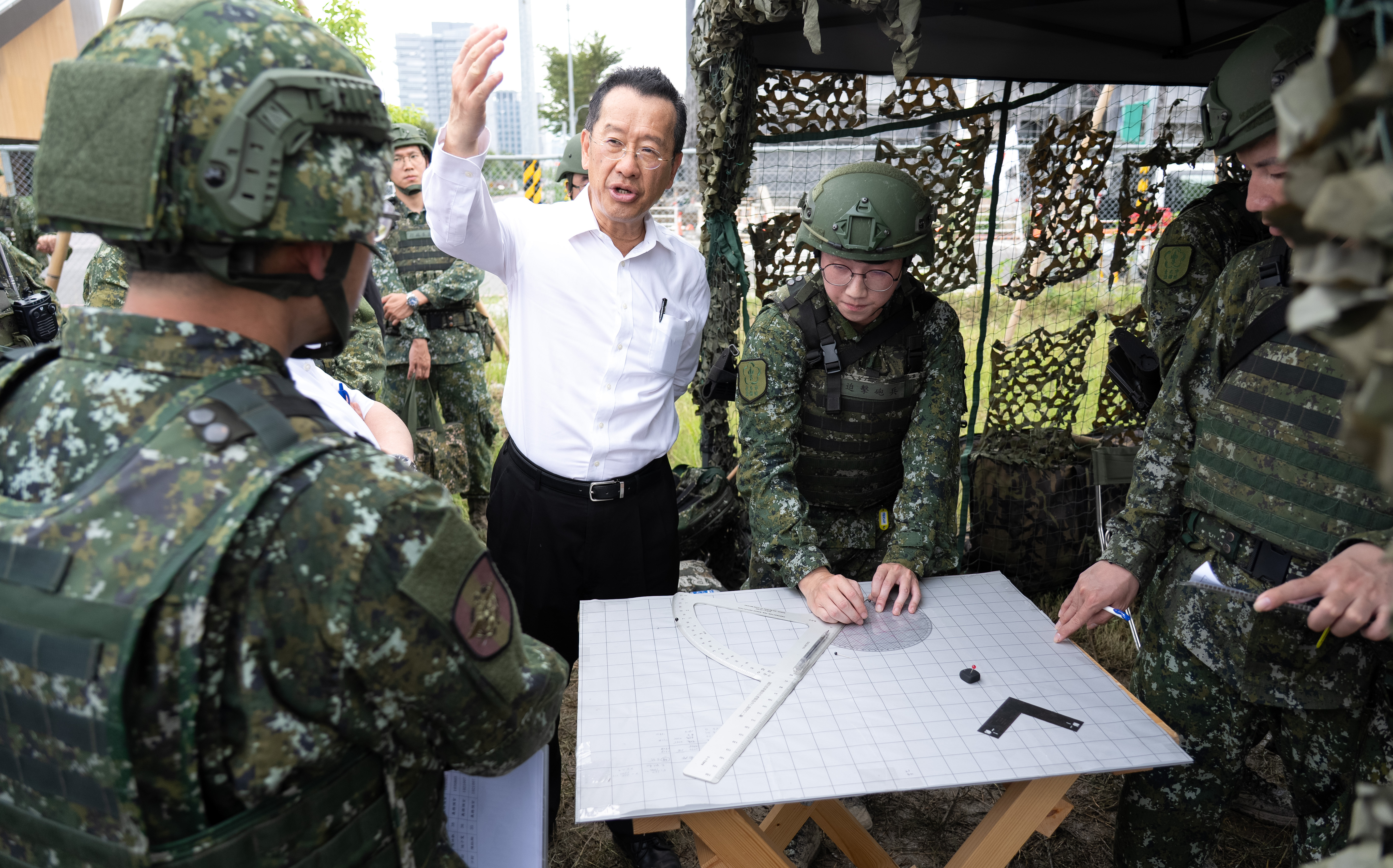 顧立雄視導漢光42號演習 肯定常後整合提升防衛戰力