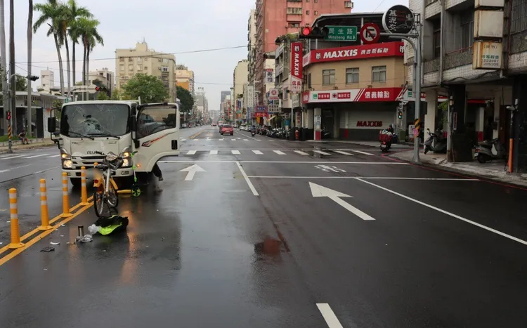 台中82歲嬤騎UBike遭撞身亡!警曝關鍵死因:疑未二段式左轉