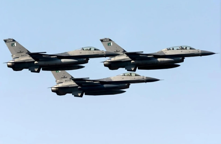  巴基斯坦F-16戰機編隊。 圖 : 翻攝自零度Military 