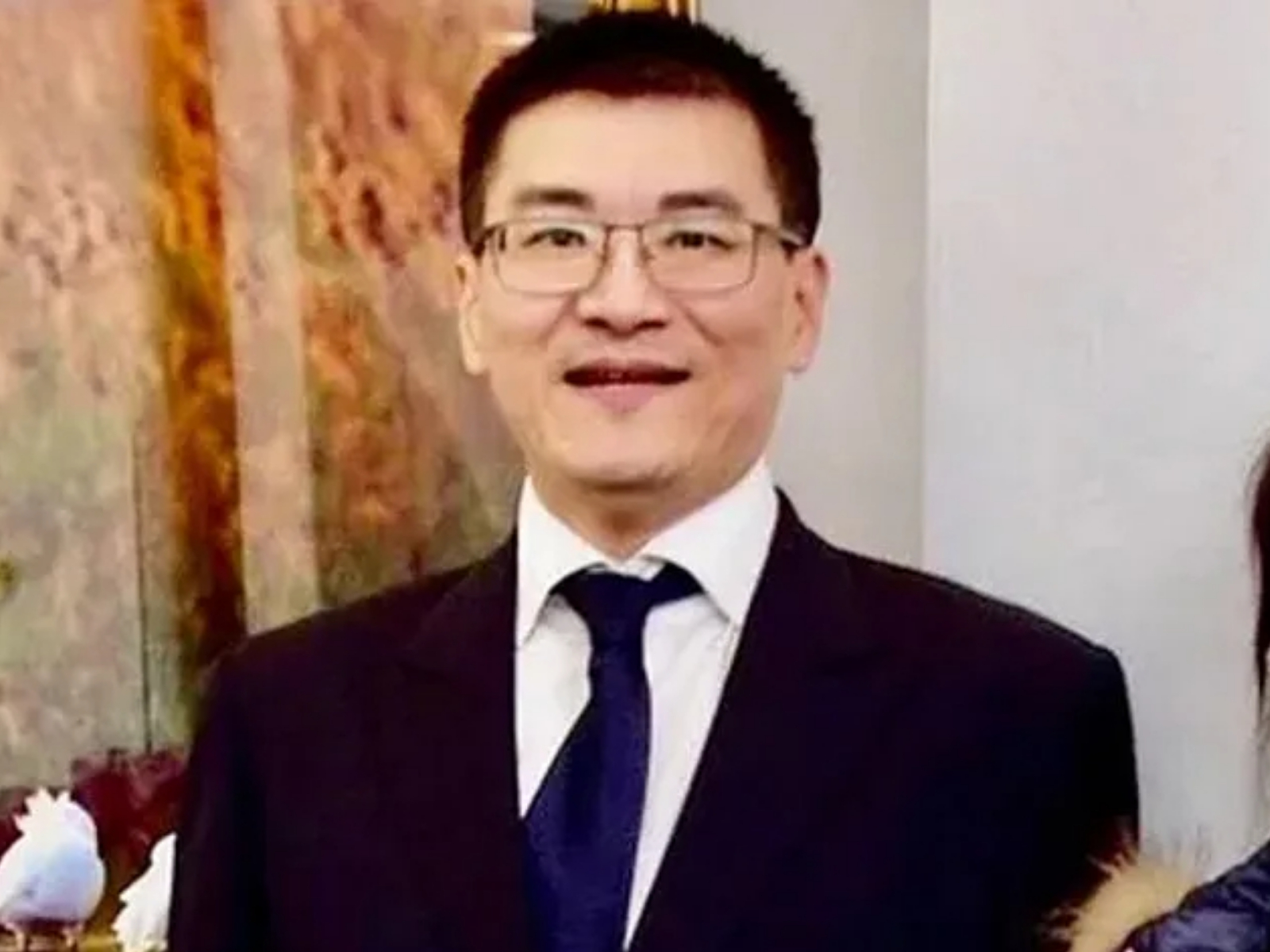 一直保持沉默的趙建銘，預計將於今（20）日晚間 10 時搭乘越南航空班機返台。 圖：翻攝自「陳水扁新勇哥物語」臉書（資料照） 