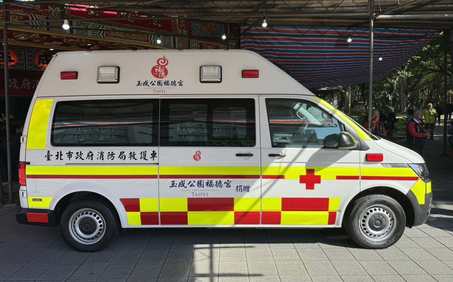 與警消對峙超7小時!信義區社宅老翁墜樓身亡 死因尚待釐清
