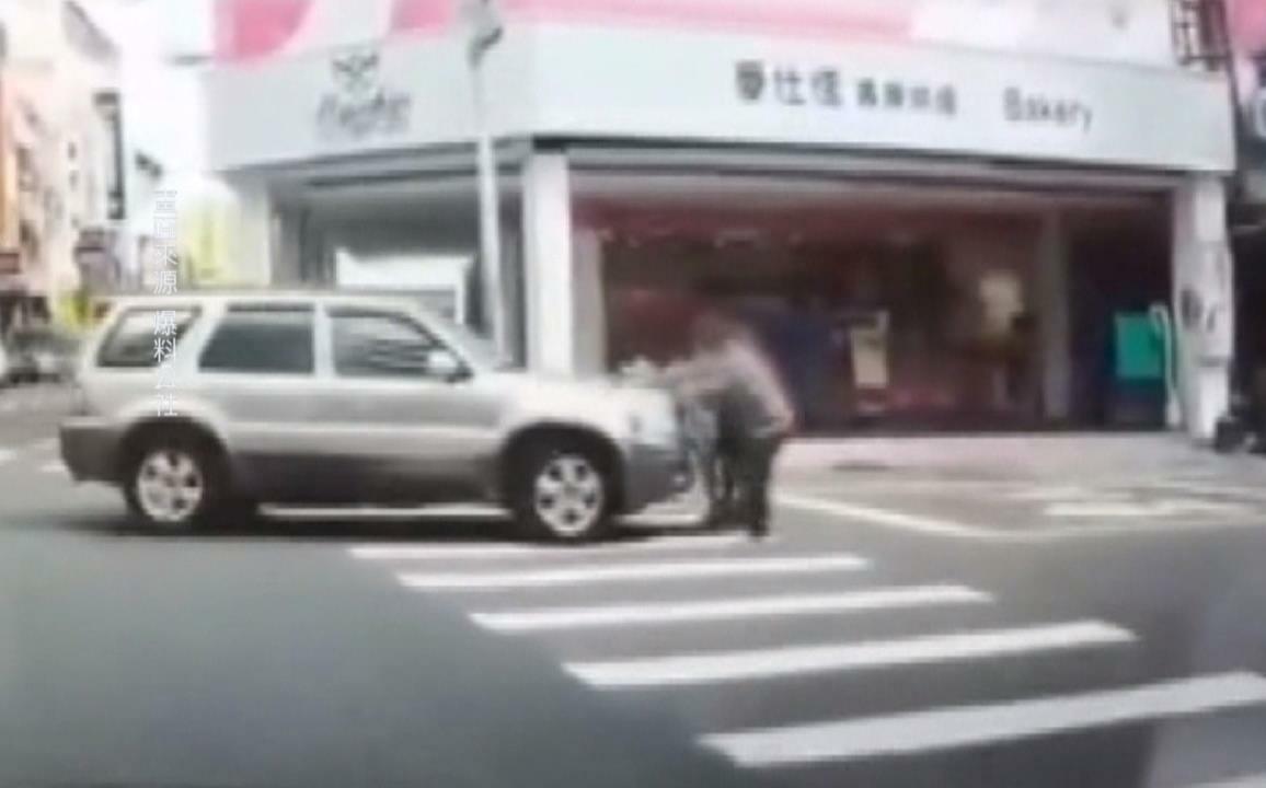 肇事第一時間竟倒車!彰化休旅車撞斑馬線上老人家 網酸:根本是想逃離