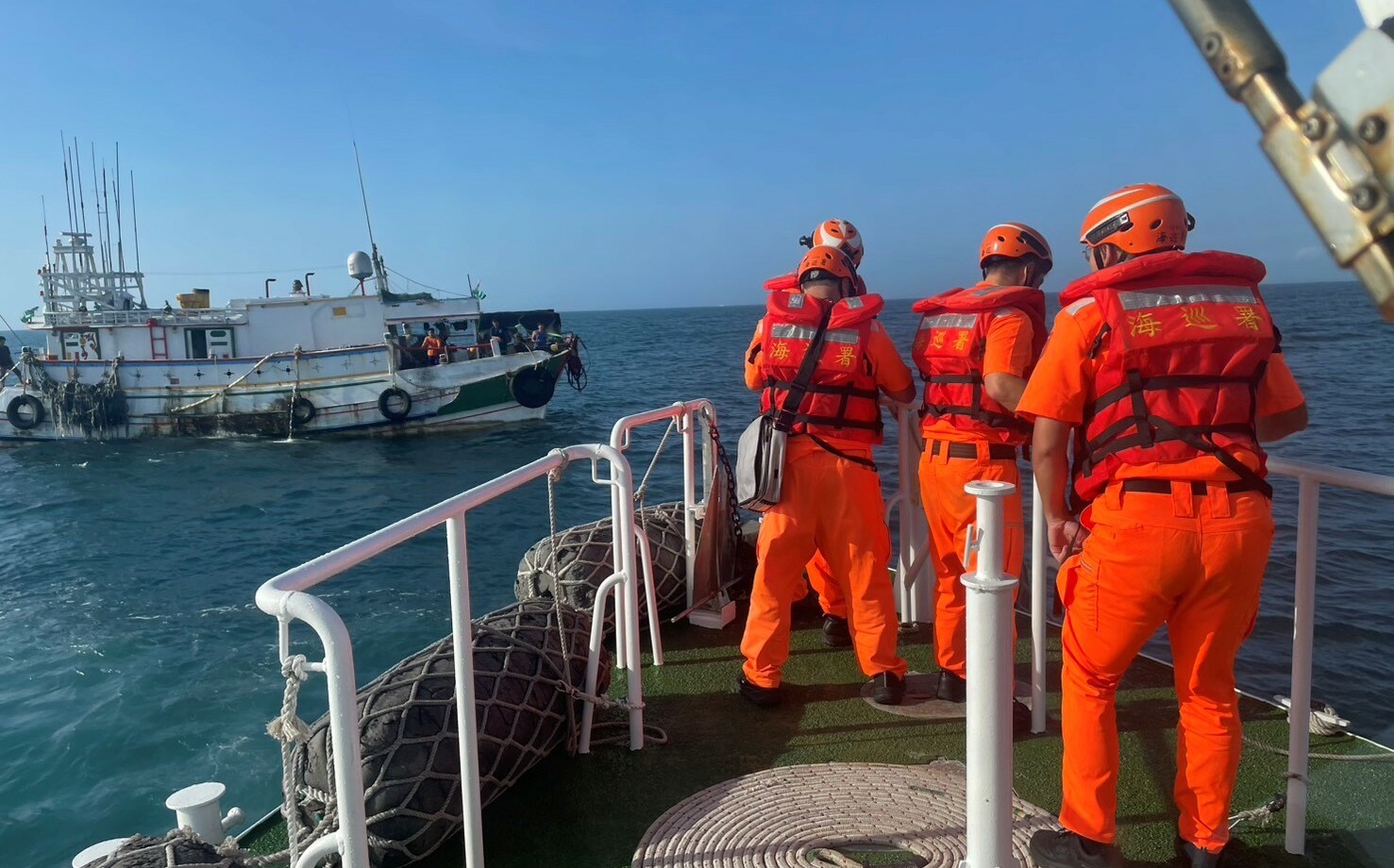 中國伏季休漁解禁 金馬澎海巡同步威力掃蕩:驅離越界陸船8艘