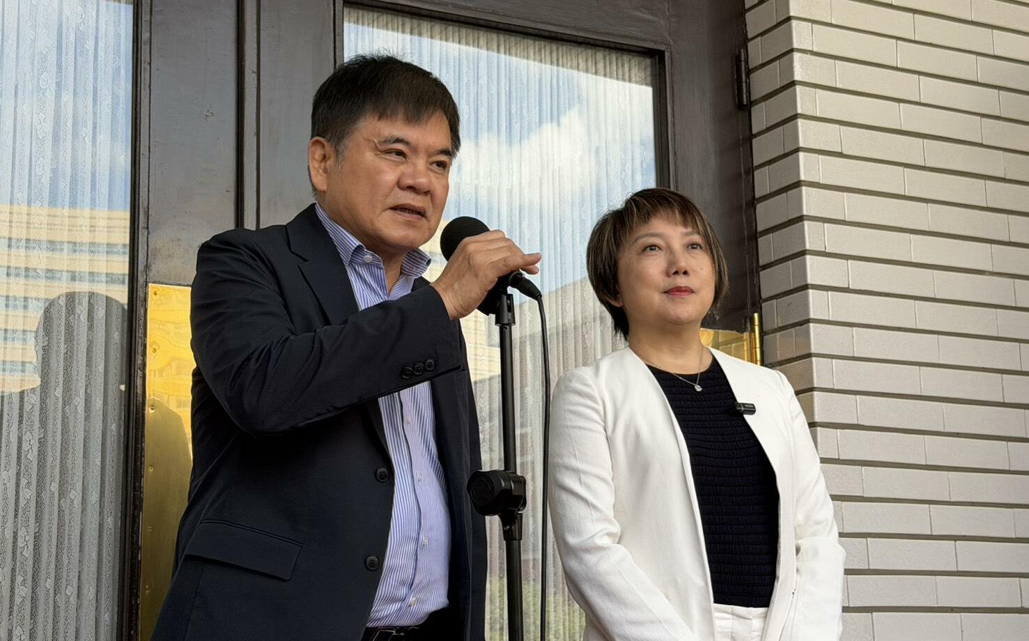 韓國瑜轟副署權武器化!綠黨團搬憲法37條反擊:沒凍結就有效