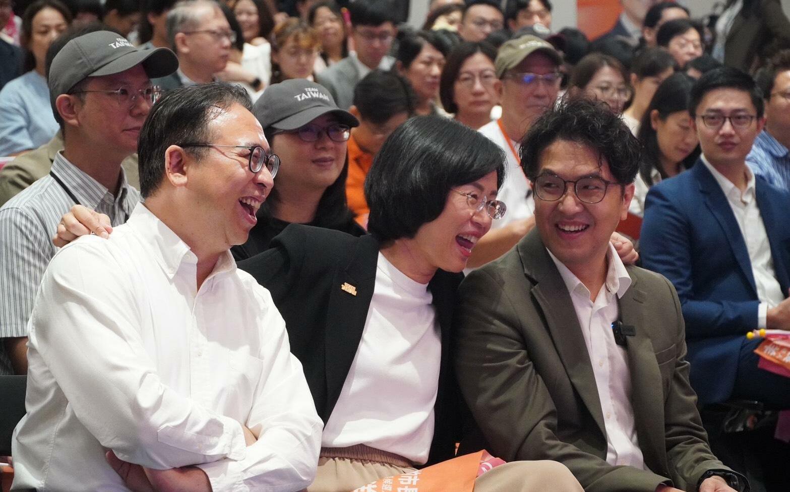 傅崐萁喊普發3萬 沈伯洋笑:他心裡的金錢沒有極限
