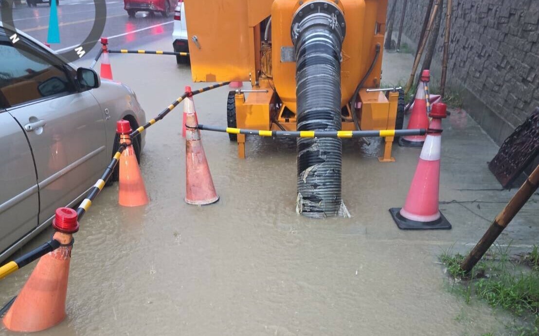 藍營議員質疑防汛工程剛完工又積水 高市水利局澄清:不同集水分區