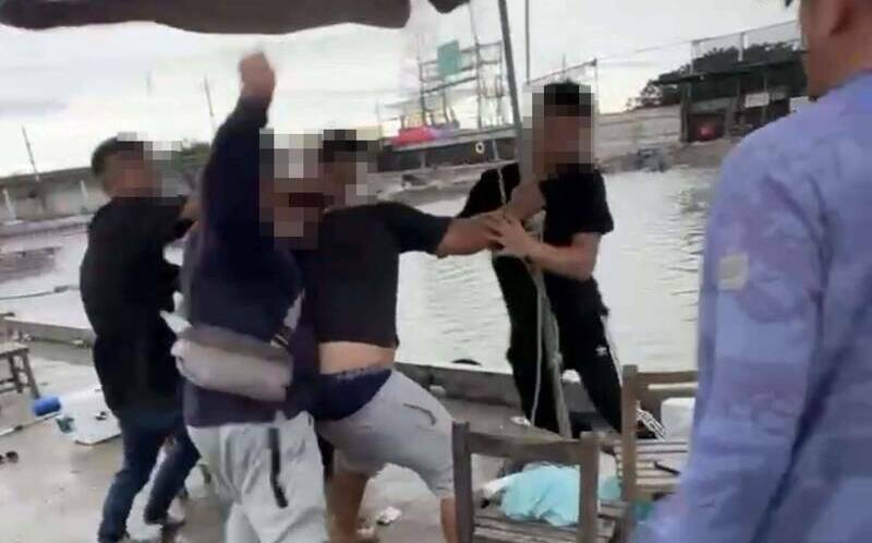 彰化釣魚場亮槍大亂鬥!夫妻勸架慘遭歐濺血 警逮3人追查槍枝流向