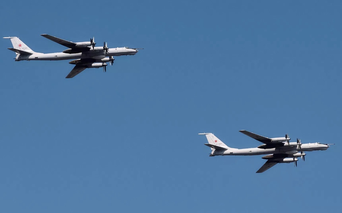 秀肌肉反制日本靠攏北約與再軍事化 俄Tu-142反潛機千島群島周邊實際投彈