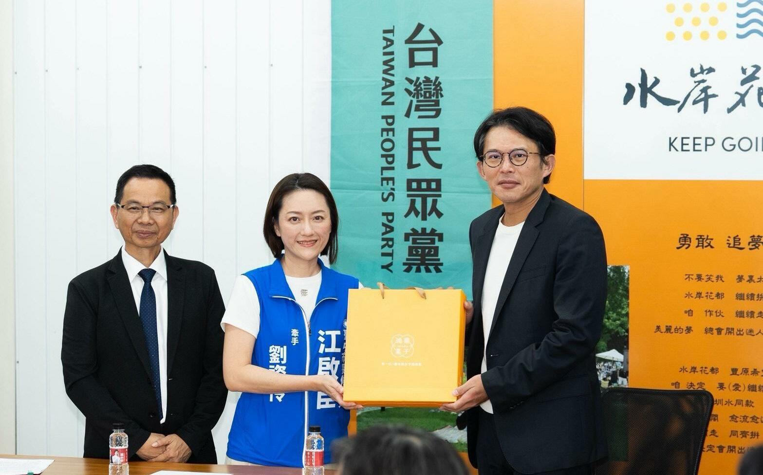 佈局接棒江啟臣立委席次?黃國昌點名陳清龍:地方服務從未停過