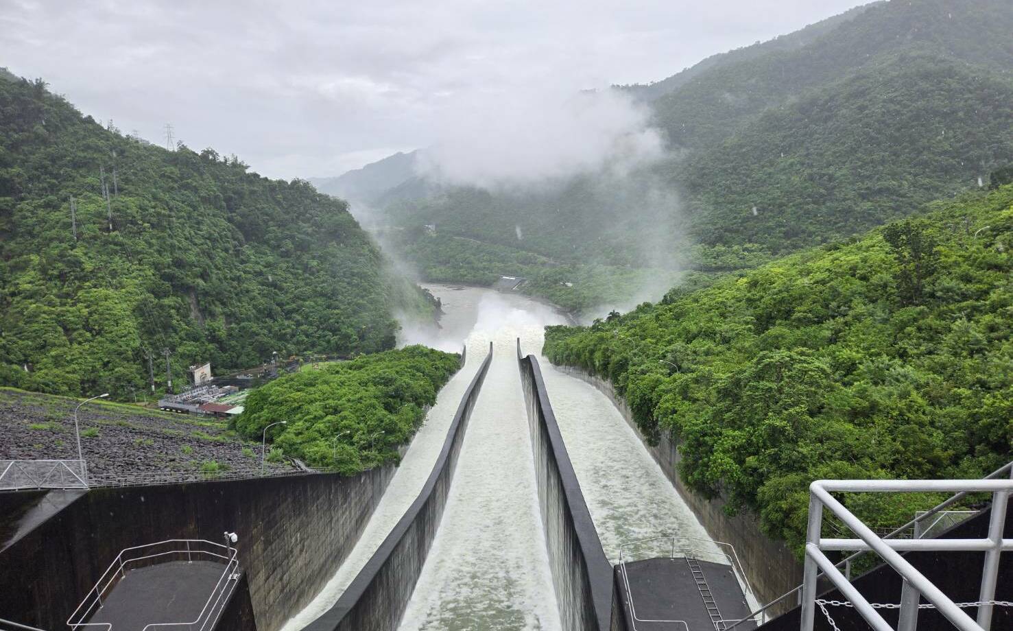 (影)沙德爾颱風逼近!曾文水庫滿水位洩掉1座烏山頭水量 3天進帳1.6億噸