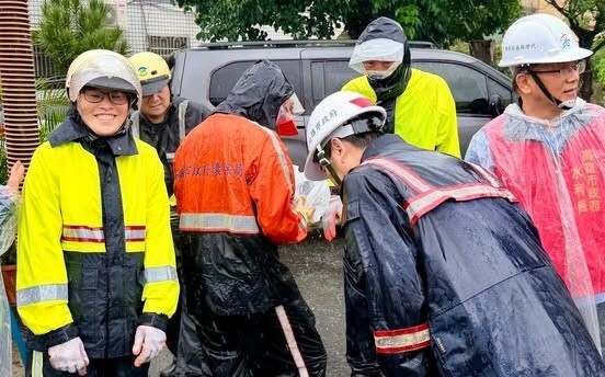豪大雨考驗高雄防災 陳其邁:高雄會謹記真心相挺的情誼