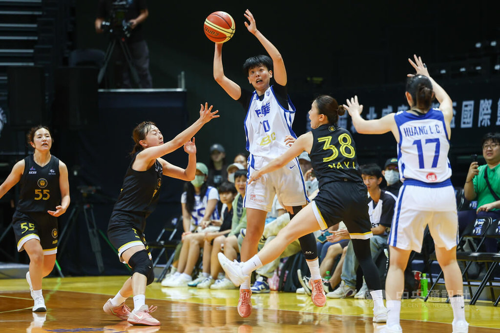 瓊斯盃韓雅恩決勝節挺身而出 台灣藍險退韓國奪首勝