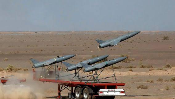  俄軍將低成本的沙赫德無人機和導彈混合，以此消耗烏軍的防空攔截武器。 圖:翻攝自 X @jirik957 