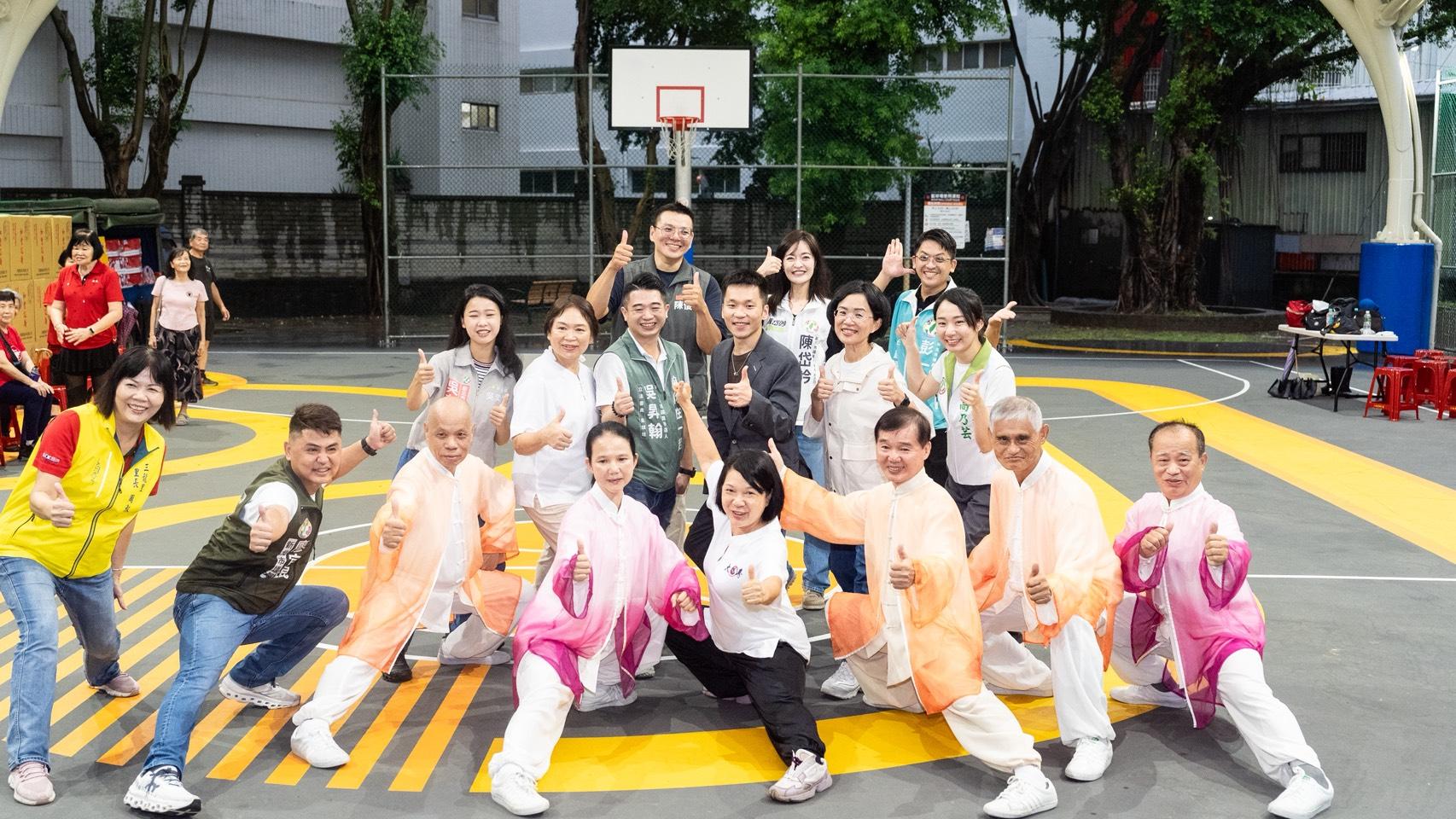  蘇巧慧說，她會獎勵企業合作創造友善運動環境，支持人才培育與退役就業，並結合新北山海河資源，舉辦越野跑、衝浪與運河對抗等特色賽事，讓運動融入日常生活，打造健康活力的新北。 圖：蘇巧慧競辦提供 