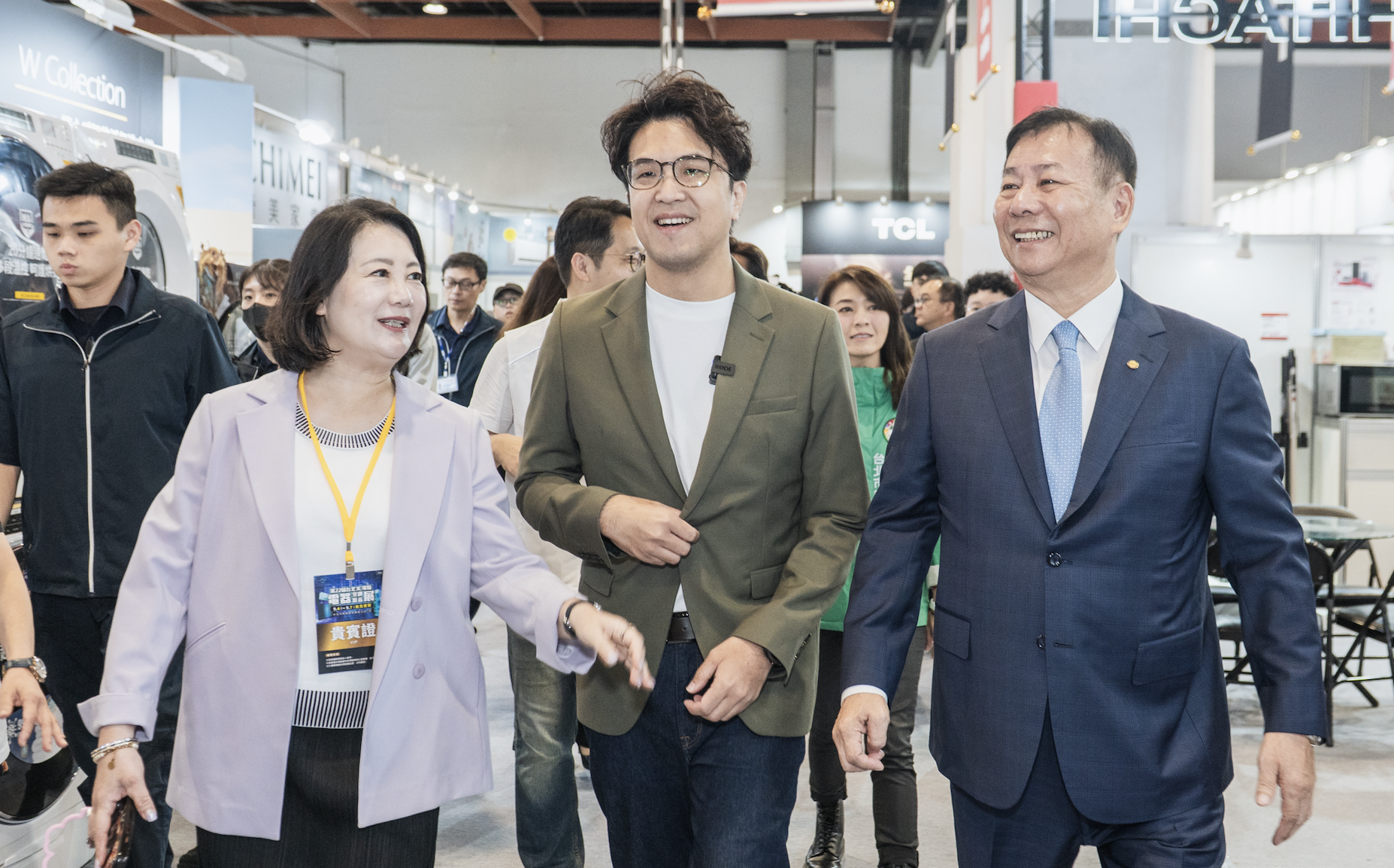 蔣萬安兒子爆童軍高考爭議 沈伯洋:當前最重要的是保護兒虐受害者