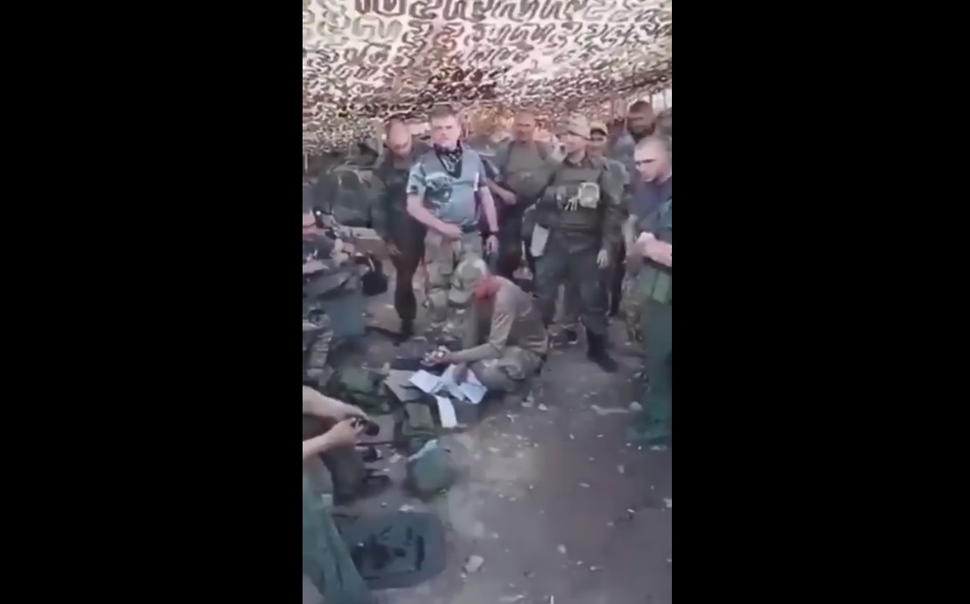 (影) 俄軍總損失逾150萬! 沒支援人肉衝鋒 俄兵不滿被當砲灰拍片抗議