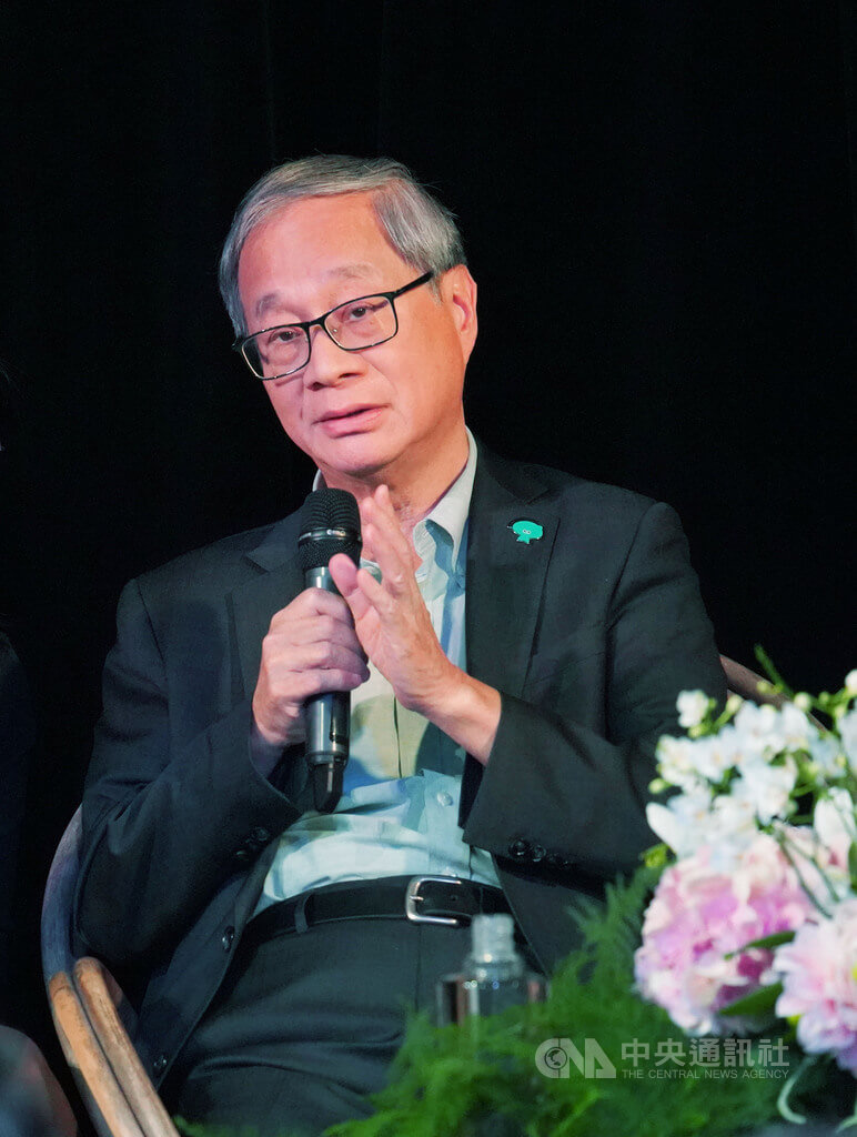 李遠重逢阿薩亞斯 憶42年前台灣新電影艱困中被看見