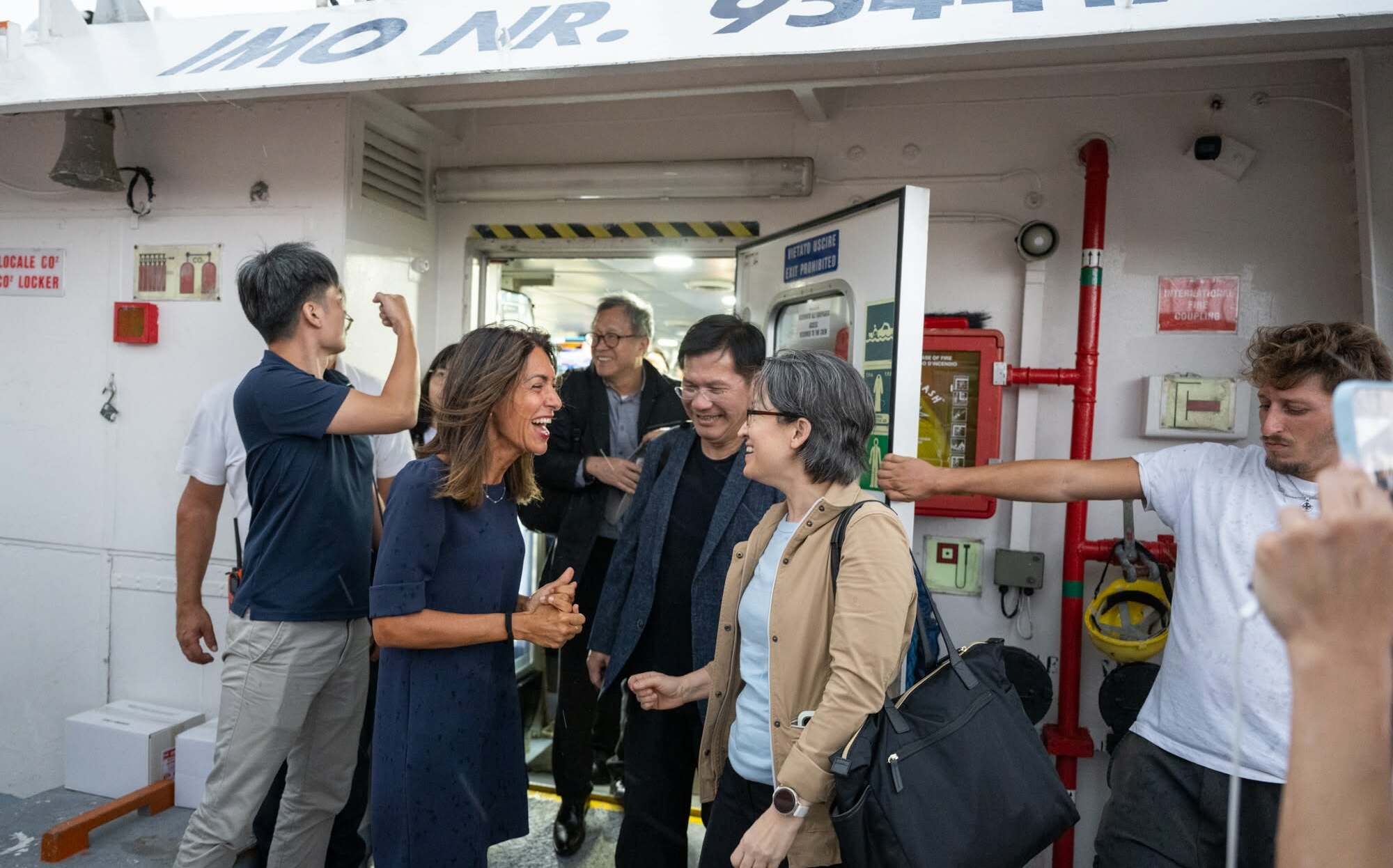 賴清德全力支持蕭美琴訪問義大利 林佳龍曝遇惡劣海象:有同仁吐了