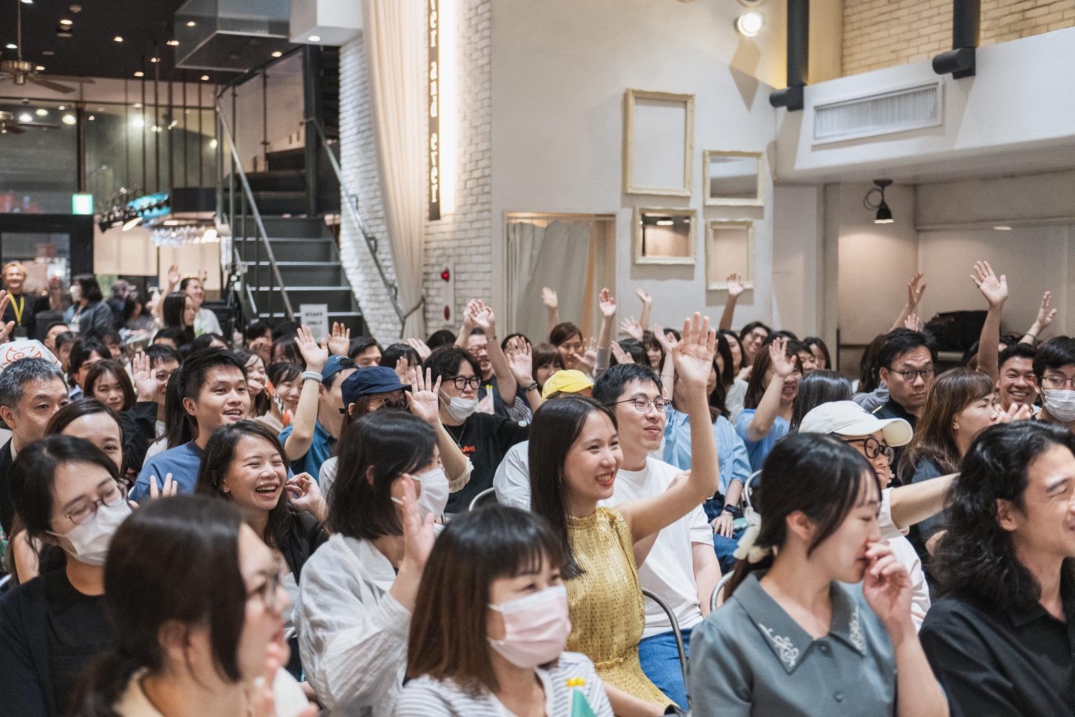  沈伯洋在東京與約百名旅日青年開座談會。 圖：沈伯洋辦公室提供 