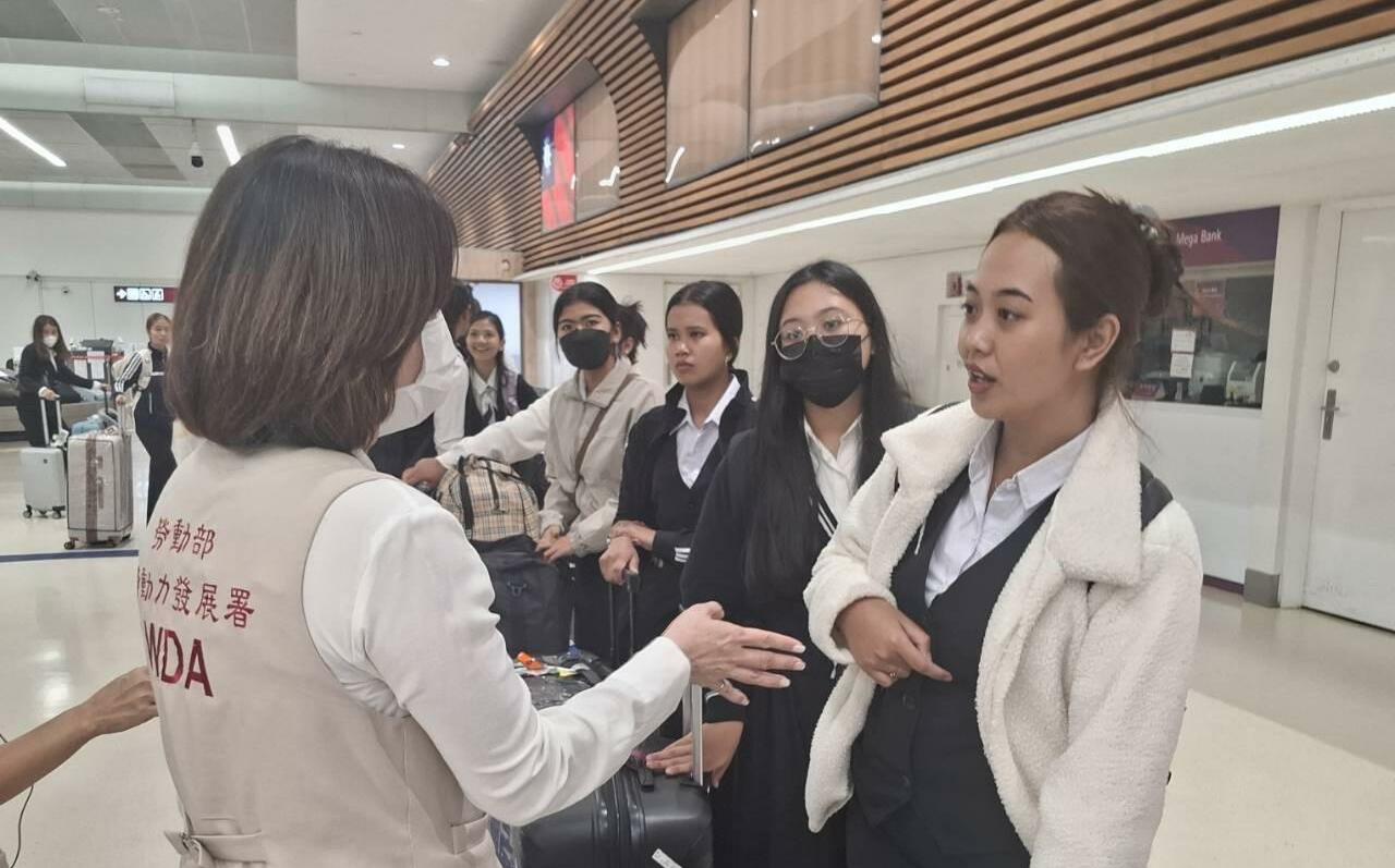 旅宿業首波印尼技術人力35名昨抵台 旅宿人力需求逾600人