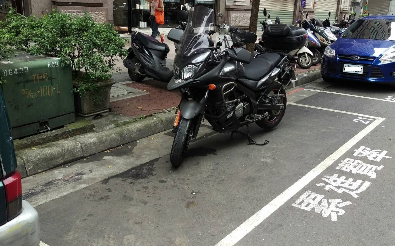 北市大型重機停放新里程! 路邊收費機車格10月6日起試辦開放