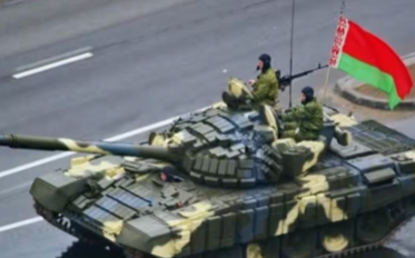 (影) 替普丁加油助威? 白俄軍演逼近蘇瓦烏基走廊 北約戰機首度擊落俄無人機