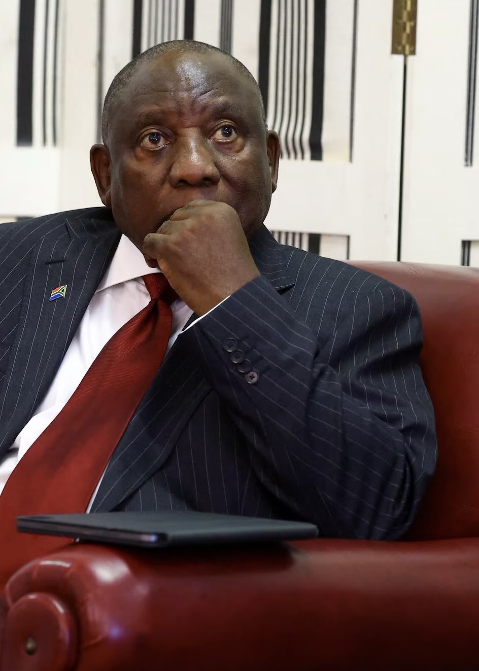 印度金磚國家峰會結束後，南非總統拉瑪佛沙（Cyril Ramaphosa）因健康因素暫停公開行程。 圖:翻攝自X