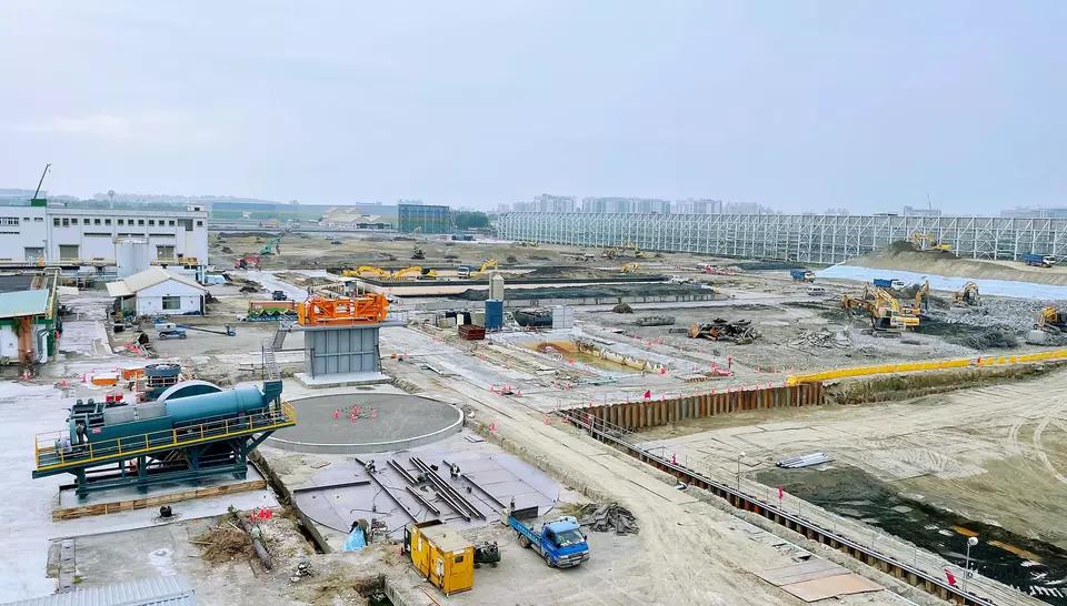  台積電第一期設廠用地位於中油高煉廠污染整治區，當時市府加速進行土壤及地下水污染整治。 圖：高市府都發局提供 