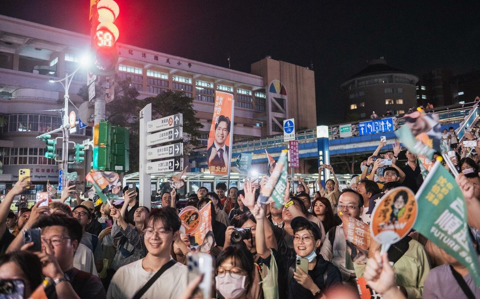 北市長民調蔣萬安僅贏1.2個百分點! 他預告:今晚看沈伯洋掃街見證「勝選氛圍」