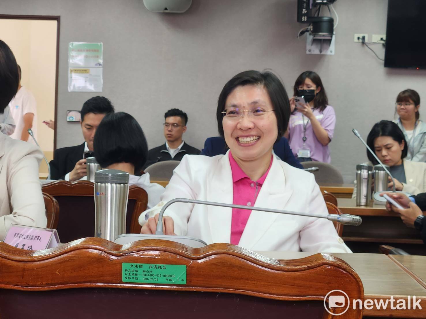 被揭宗教法人緊密關係 徐欣瑩辦:個人信仰與政治無關
