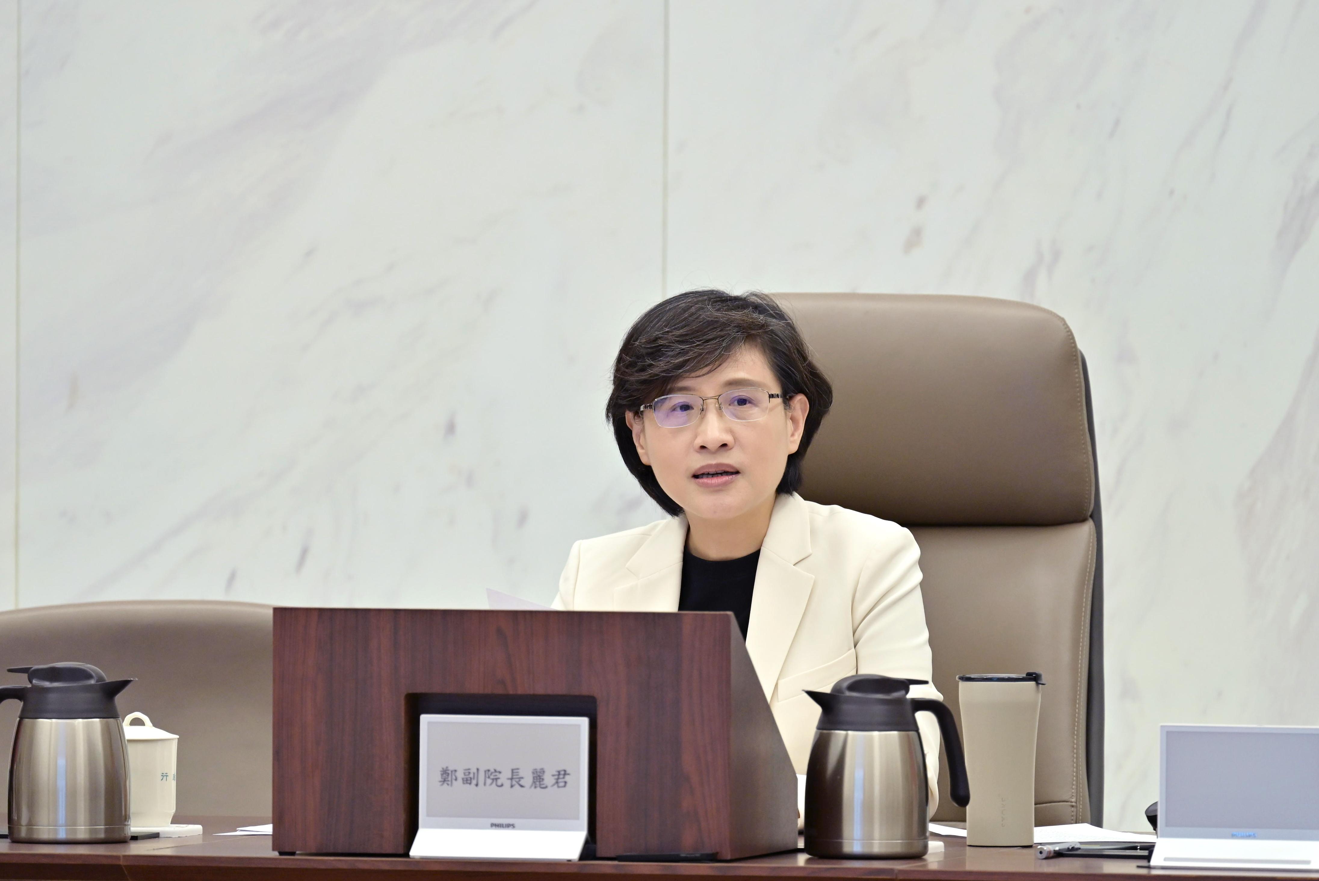 政院列優先推動「十大重點」議案 鄭麗君:盼穩定物價電價、促進經濟成長、健全社福兒權