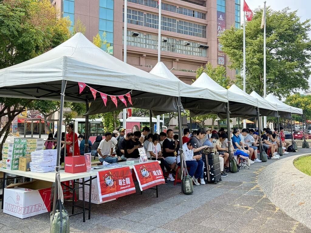 味全龍號召公益捐血 成功募集365袋