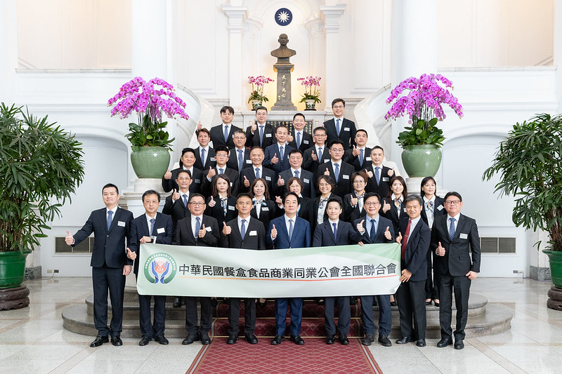  賴清德接見「中華民國餐盒食品商業同業公會全國聯合會」。 圖：總統府提供 