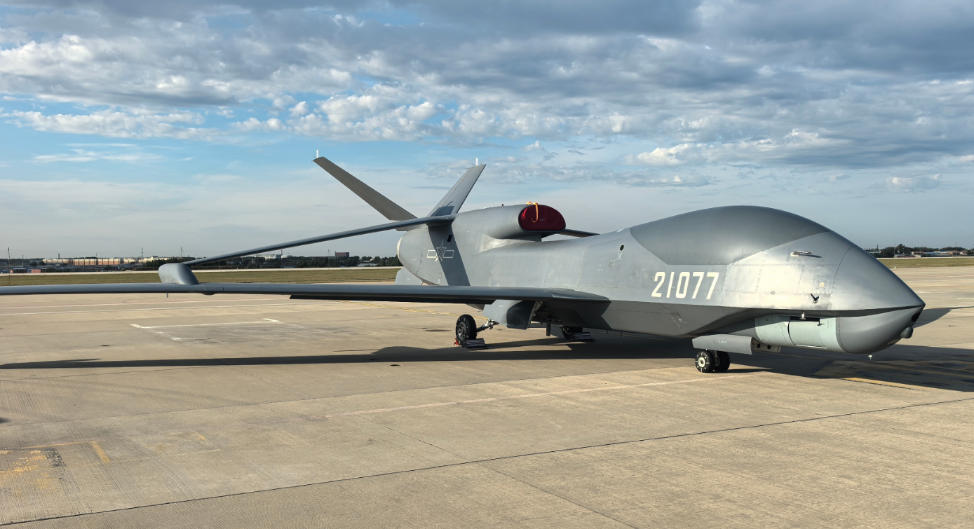 中國首部署「無偵-7」無人機秀軍事實力 稱擴大南海黃岩島控制範圍