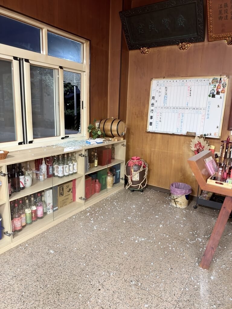 苗栗苑裡宮廟遭竊取神明金飾 初估損失近百萬元