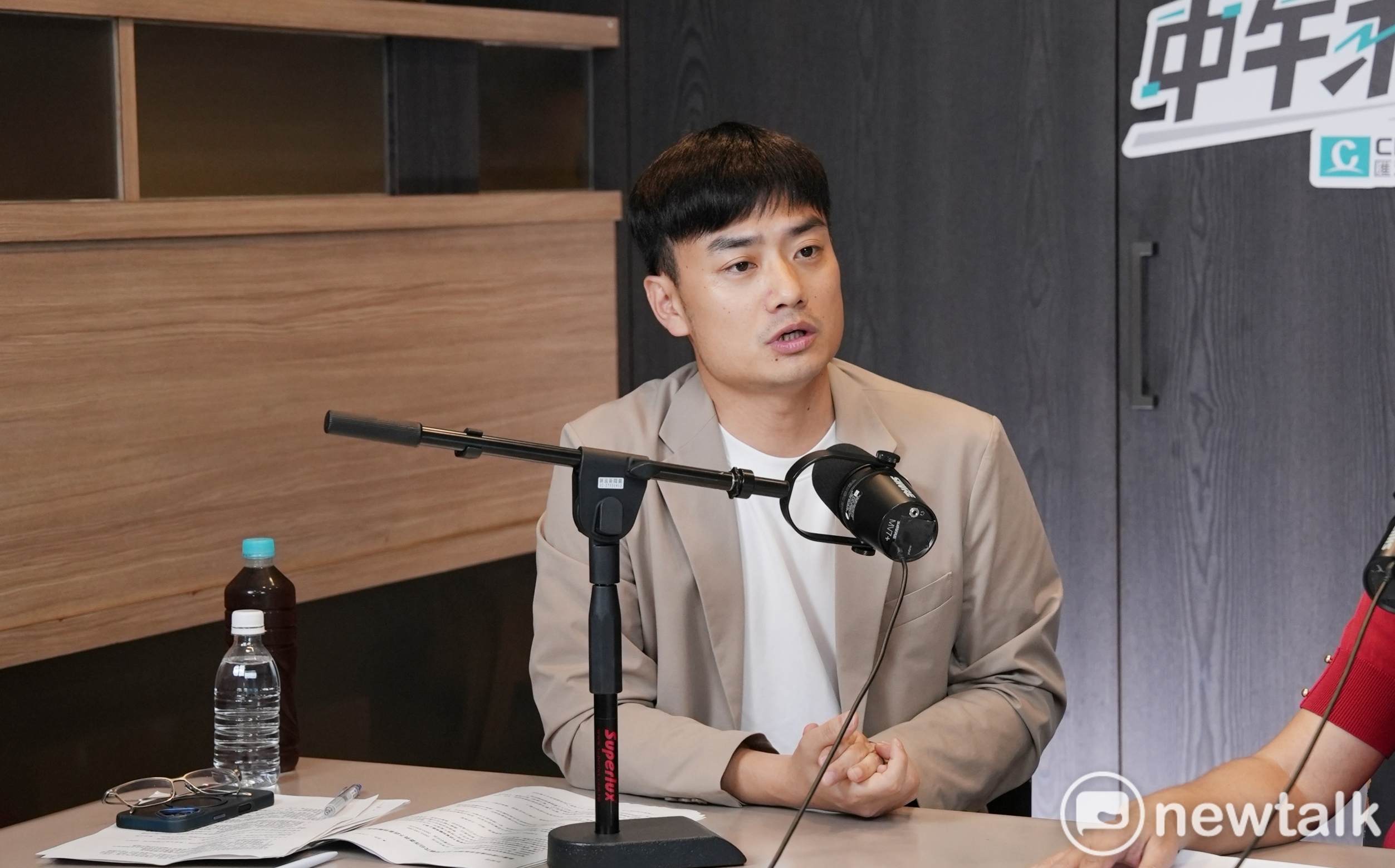 質疑沈伯洋讓爛事給別人做 殷瑋:側翼網軍灌千則留言依然上演