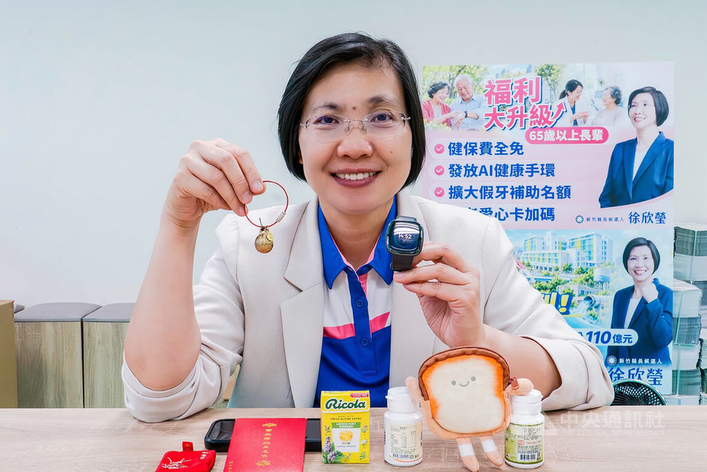 縣市長參選人趴趴走 包包變補給站各有隨身法寶