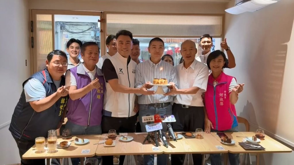 基隆市立田徑場改建啟用 韓國瑜見證力挺謝國樑