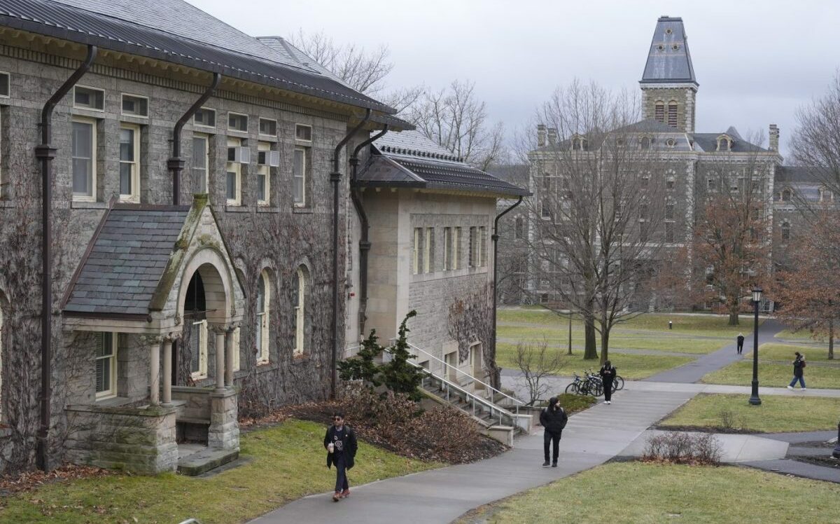 康乃爾大學驚傳集體性侵醜聞!校方輕懲挨轟 校長急發影片致歉