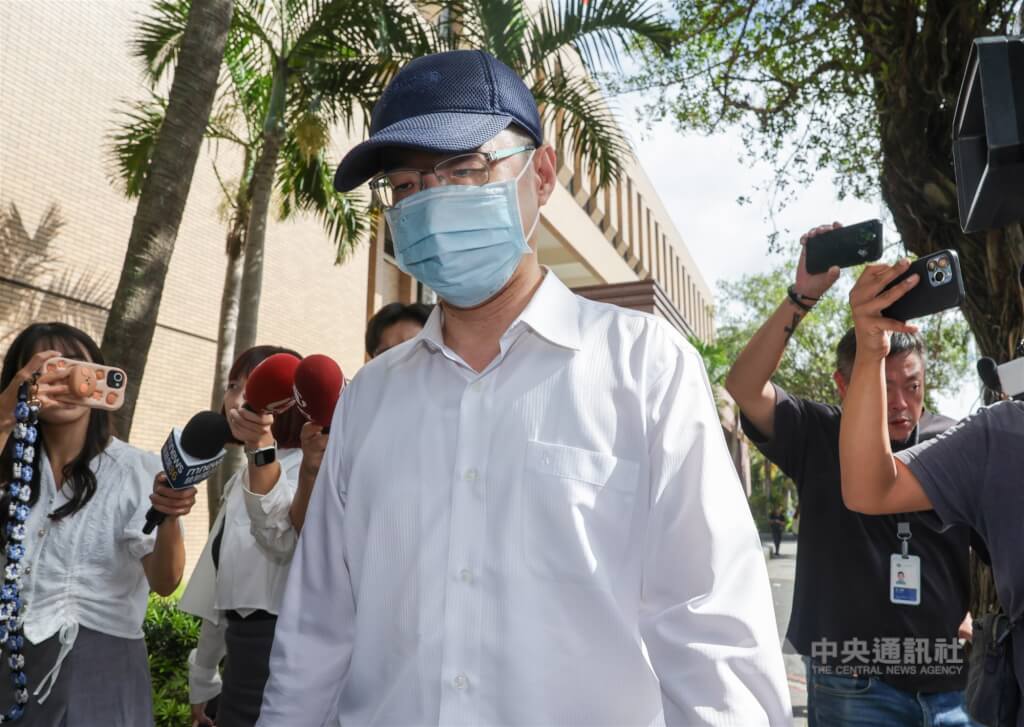 柯文哲政治獻金案二審 端木正求輕判、檢方主張加重其刑