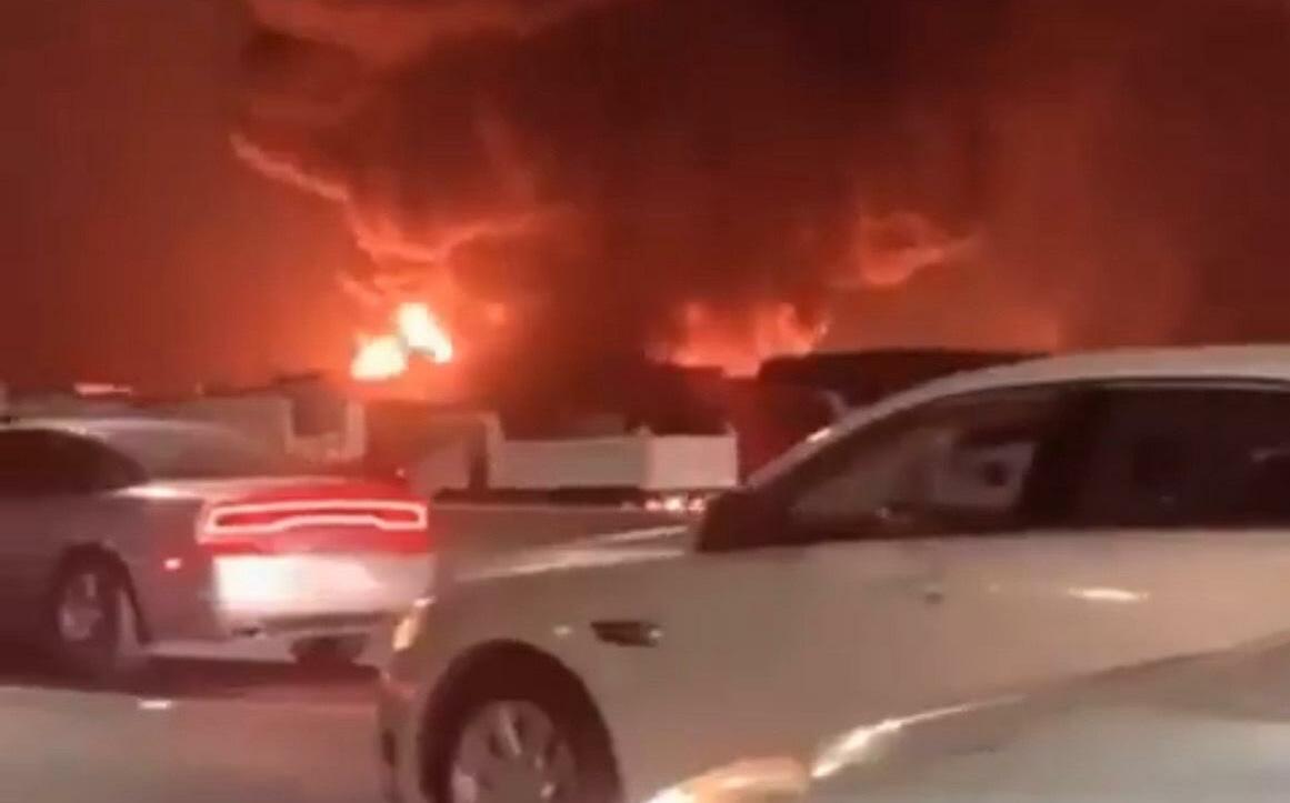 (影) 葉門戰局反轉! 政府軍奪失地控曼德海峽 沙國百架戰機助攻 阿美石油挨轟大火