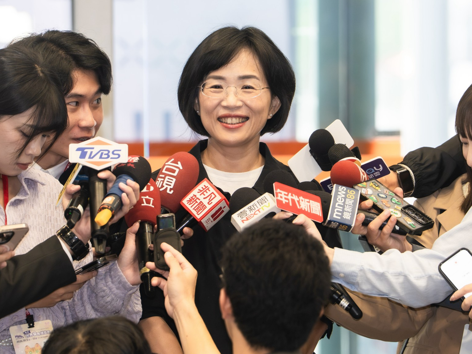 沈伯洋上〈少康戰情室〉受高關注會有壓力嗎? 蘇巧慧喊不會:能被認識都好